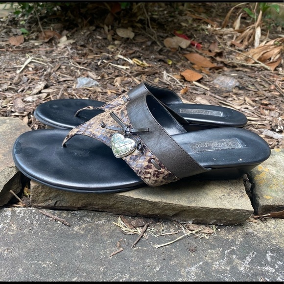 Brighton Thong Sandal Size 8.5M Animal Print & Bronze Leather Heart Rhinestone. - Picture 1 of 11